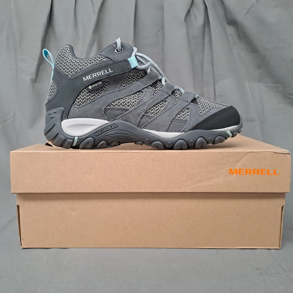 BOXED PAIR OF MERRELL ALVERSTONE MID GTX SHOES IN GREY UK SIZE 5