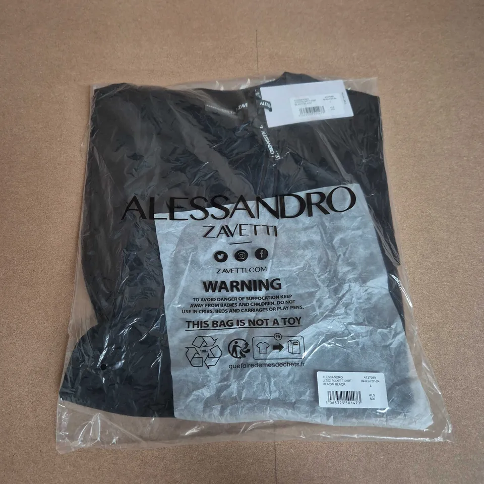 BAGGED ALESSANDRO ZAVETTI ULTIZZI POCKET T-SHIRT IN BLACK - LARGE
