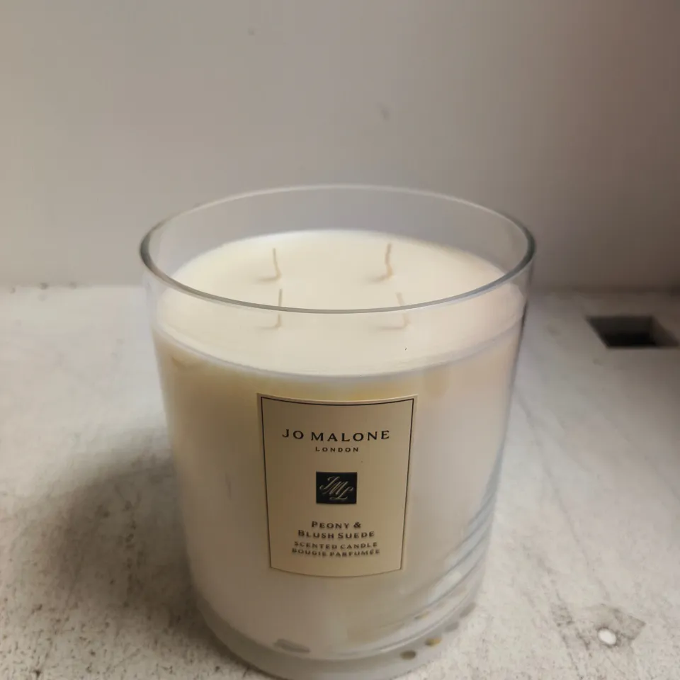 JO MALONE LONDON PEONY & BLUSH SUEDE SCENTED CANDLE – BOXED