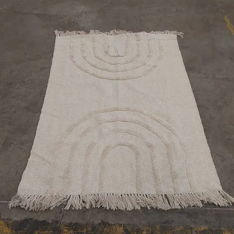 QUALITY DESIGNER AREA RUG - APPROXIMATELY 170 x 122cm