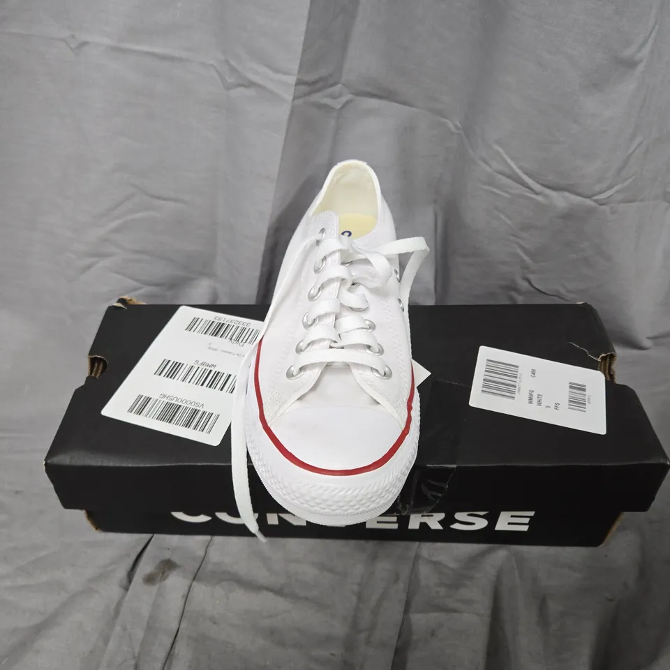 BOXED CONVERSE WHITE OX TRAINERS - MEN'S WIDE, UK 5