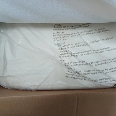 BOXED DOMU BTFY CREAM CHAIR 4000315