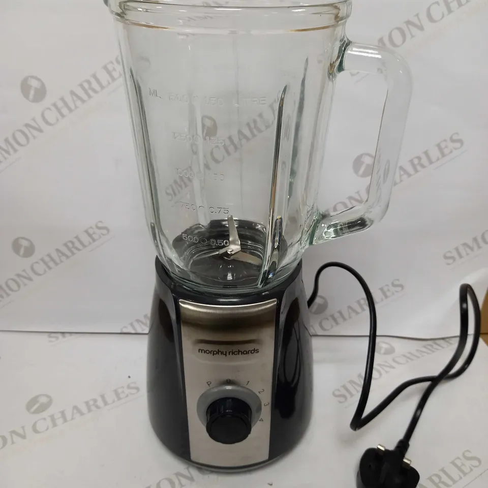 MORPHY RICHARDS TOTAL CONTROL GLASS TABLE BLENDER 
