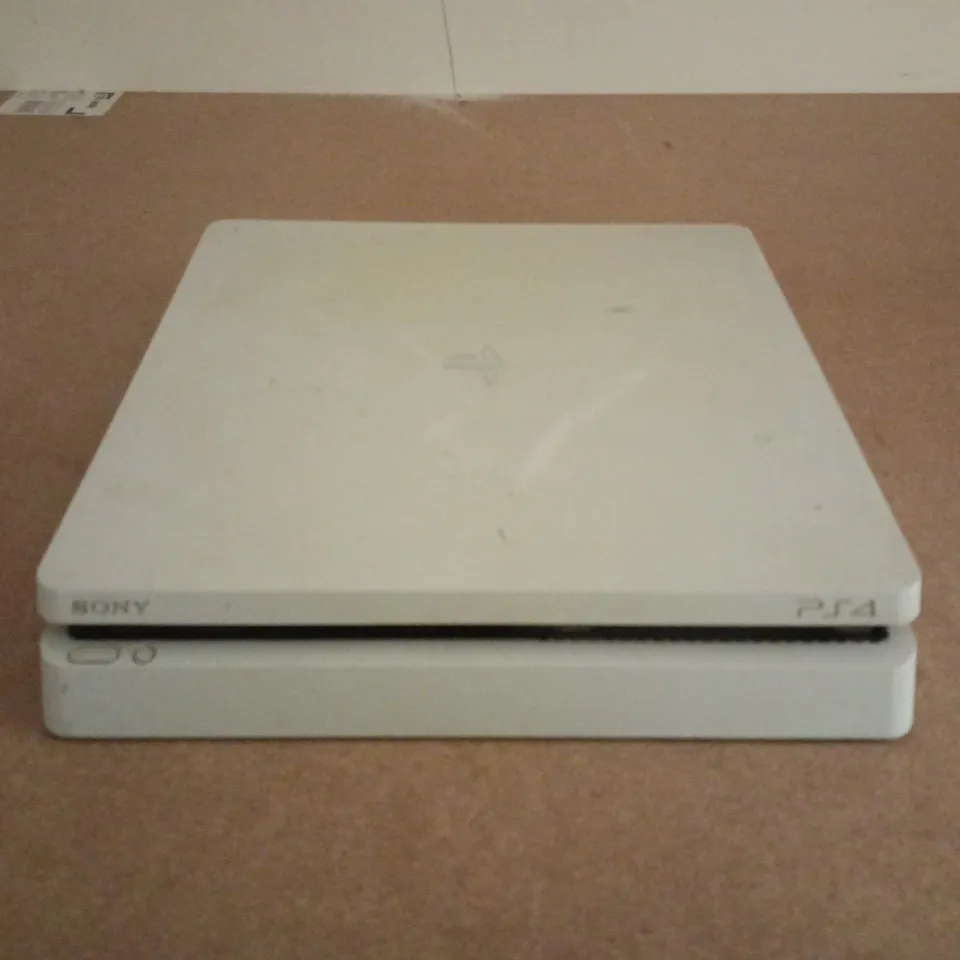 SONY PLAYSTATION 4 SLIM CONSOLE – WHITE