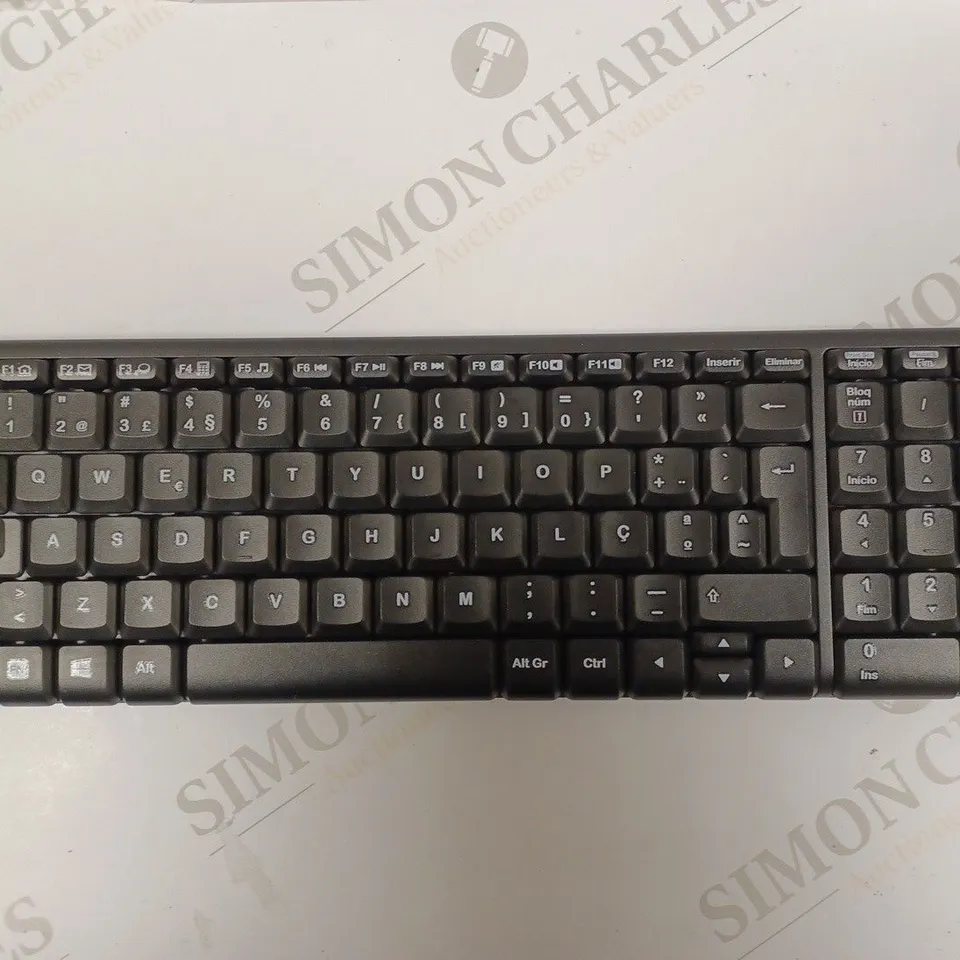 LOGITECH MK220 COMPACT WIRELESS KEYBOARD 