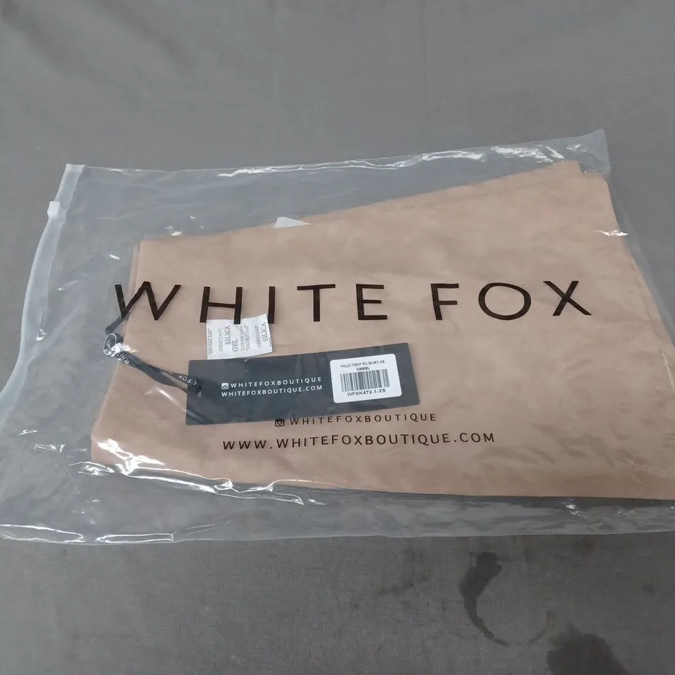 WHITE FOX HOLD TIGHT PU SKIRT SIZE XS/S