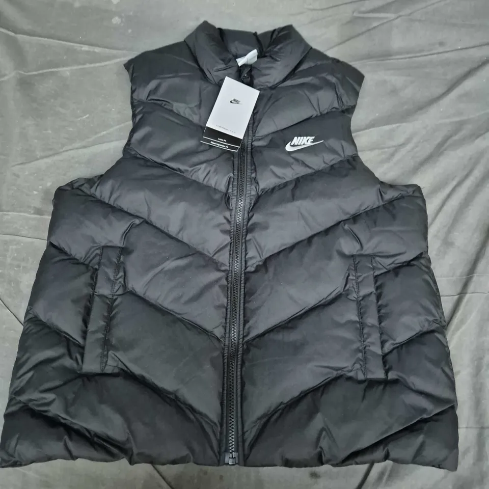 NIKE FULL ZIP GILLET IN BLACK - LARGE