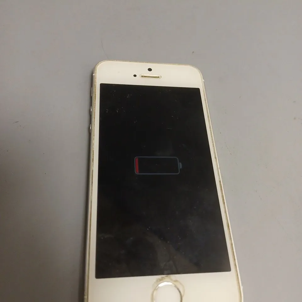 APPLE IPHONE 5 