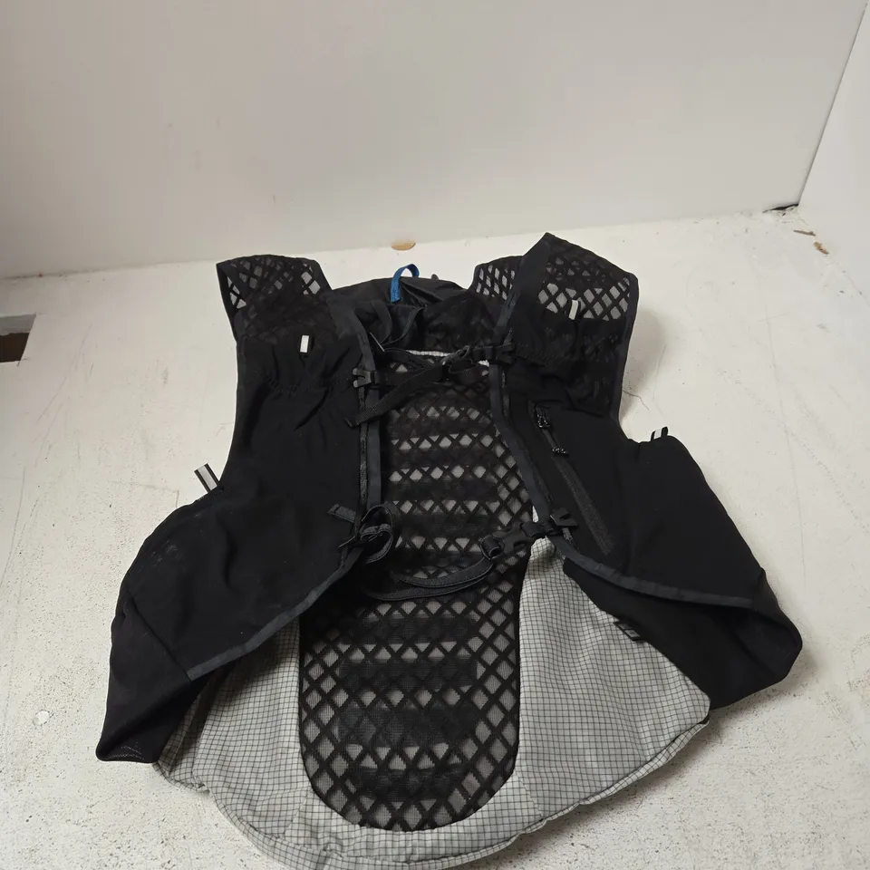 BLACK DIAMOND DISTANCE 8 BACKPACK – HIKING/TRAIL PACK 