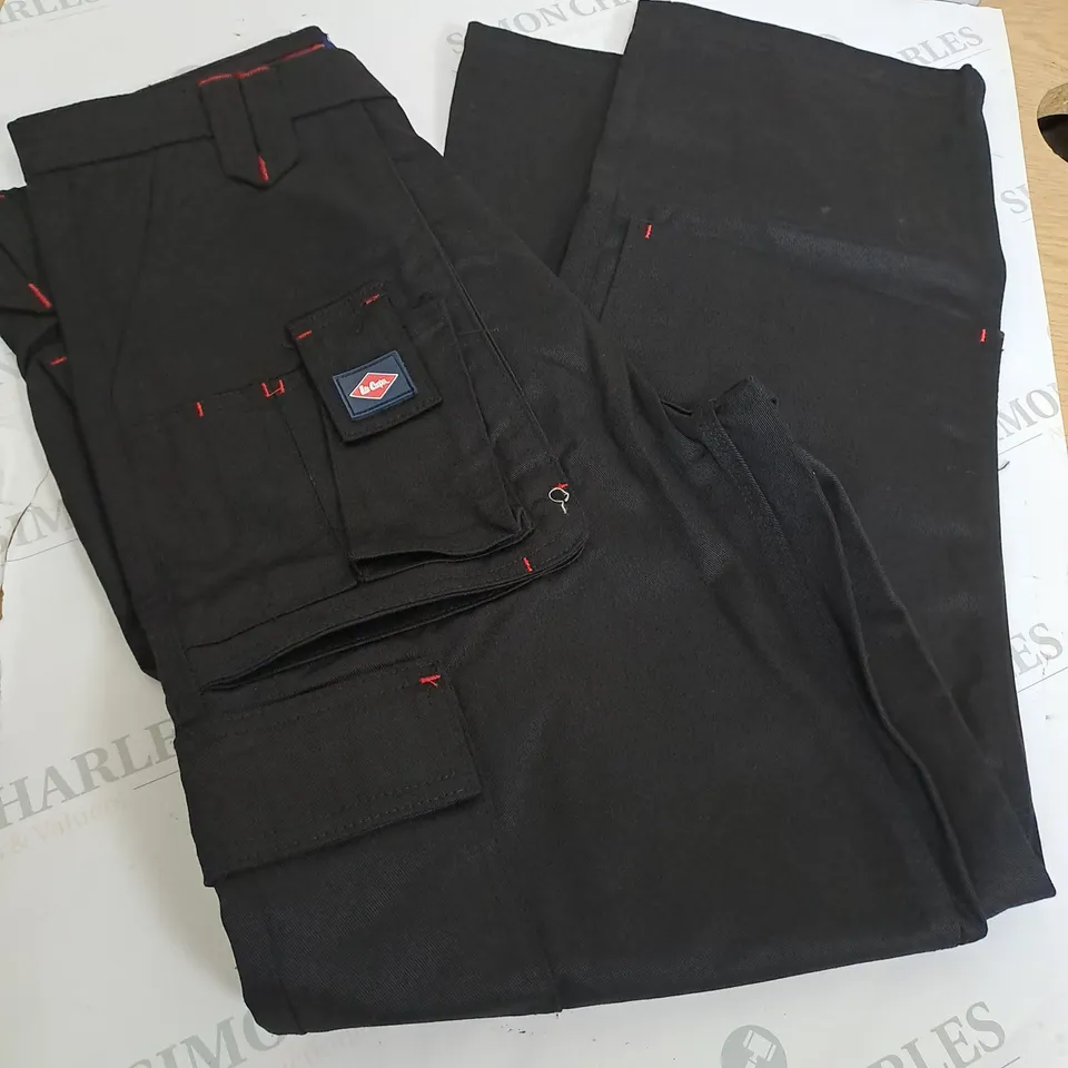 LEE COOPER BLACK WORK PANTS SIZE 32/29