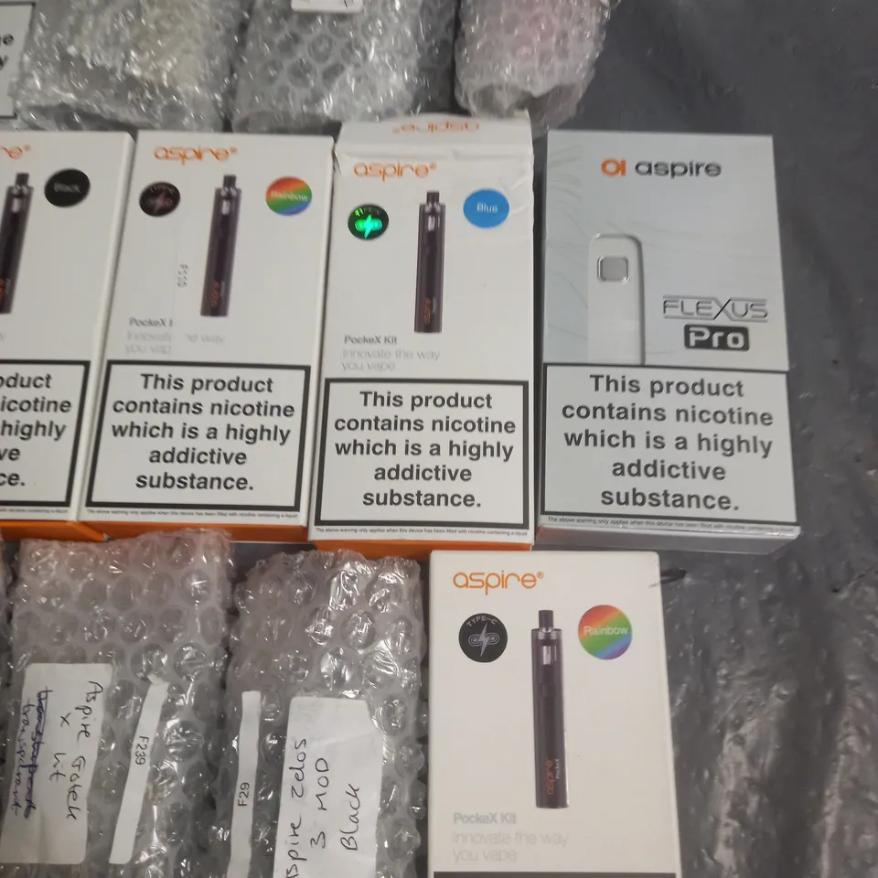 LOT OF APPROXIMATELY 20 ASSORTED VAPING ITEMS TO INCLUDE ASPIRE AND ARGUS 