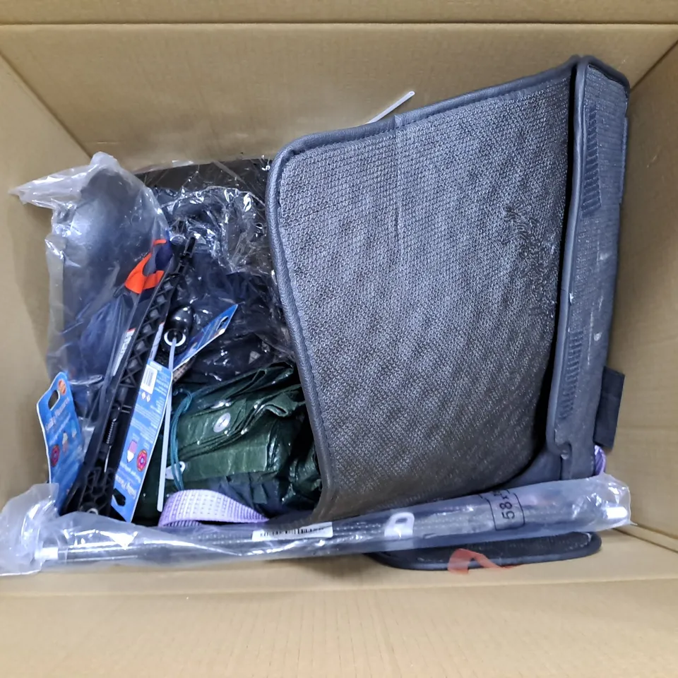 BOX OF ASSORTED CAR ACCESSORIES TO INCLUDE AIR FILTERS - HOLD-DOWN KIT - SOCKETS  - COLLECTION ONLY 