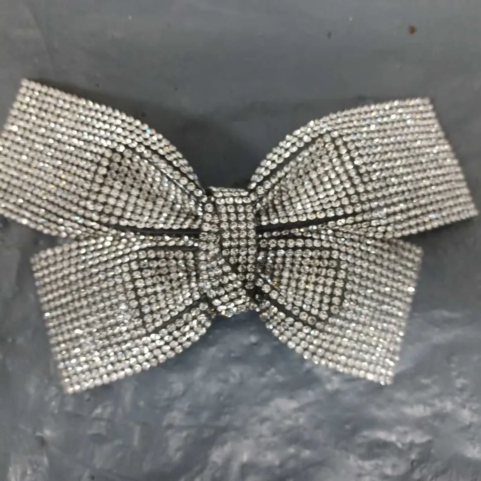 ACCESSORIZE DIAMANTE BOW