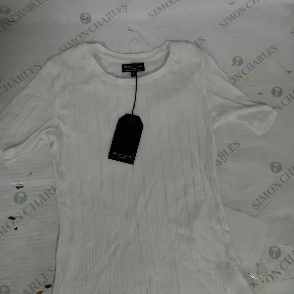 BRAVE SOUL RIBBED TEE IN WHITE SIZE S