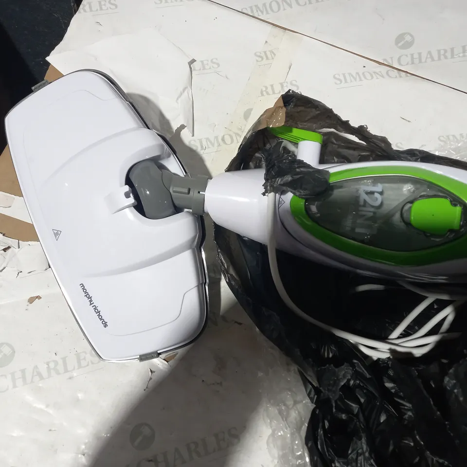 MORPHY RICHARDS STEAM CLEANER