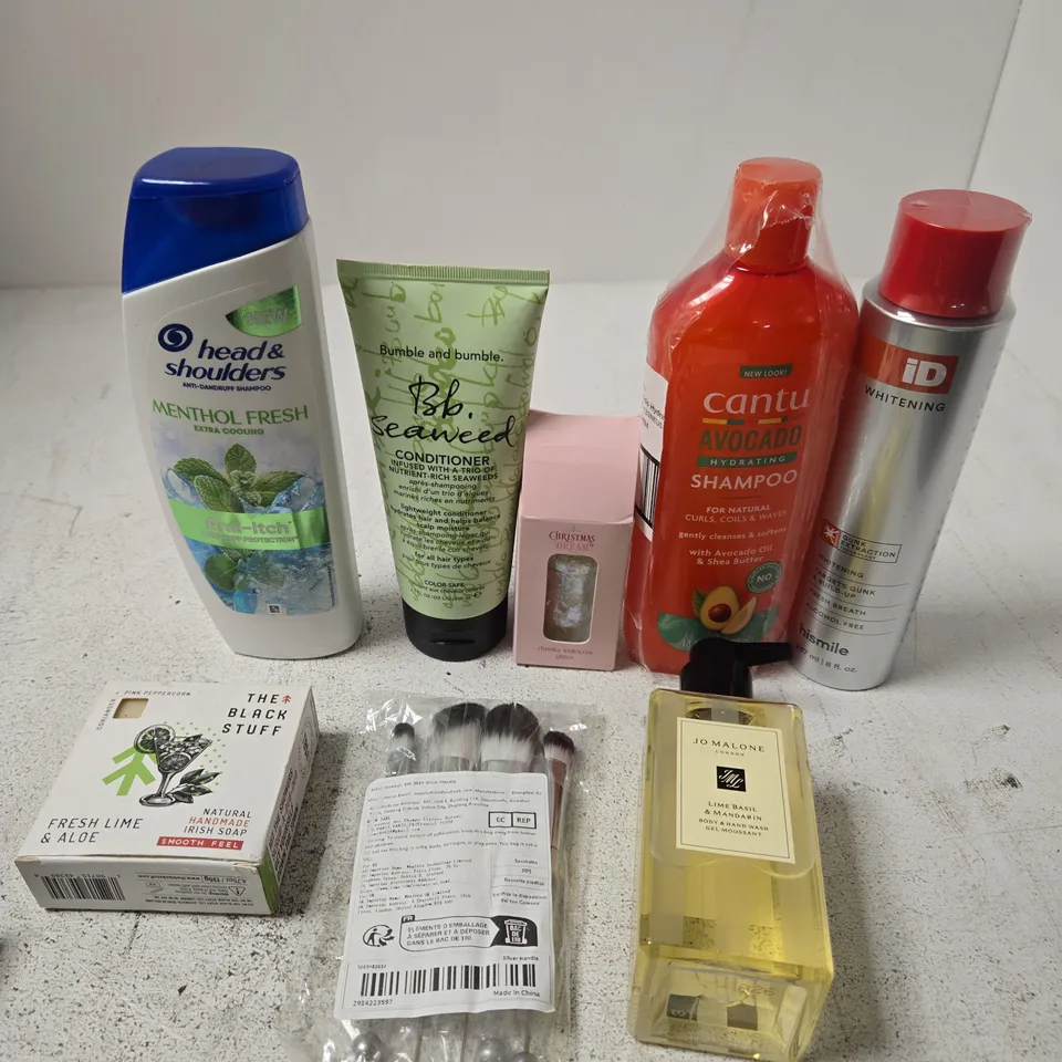 APPROXIMATELY 15 ASSORTED HEALTH & BEAUTY PRODUCTS TO INCLUDE SHAMPOO, BLACK STUFF SOAP, MOUTHWASH ETC