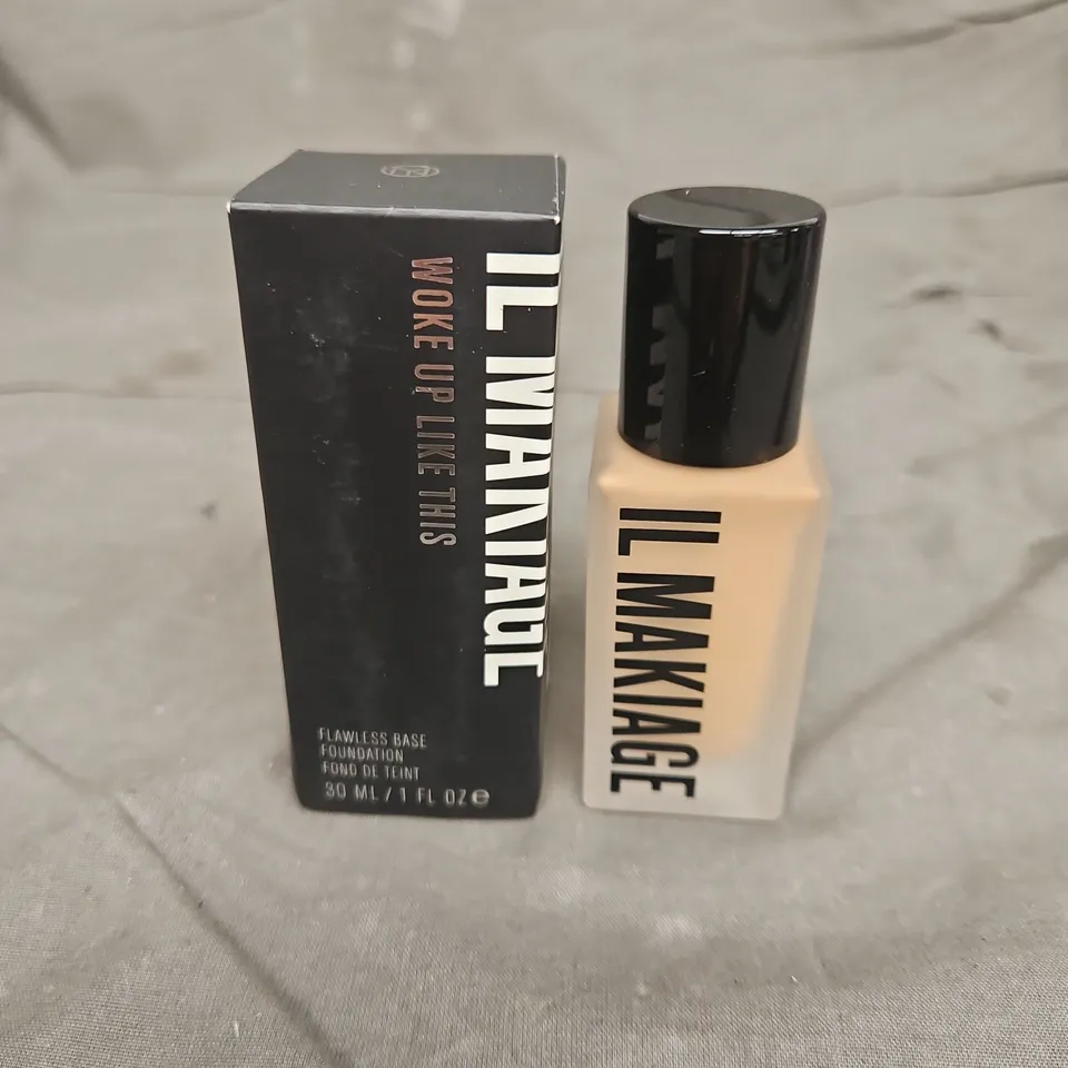 BOXED IL MAKIAGE WOKE UP LIKE THIS FLAWLESS BASE FOUNDATION IN 40 30ML