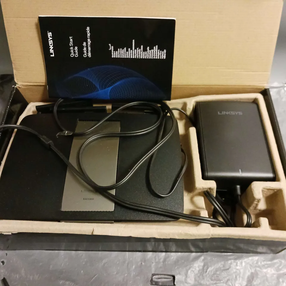 BOXED LINKSYS XAC1900 DUAL BAND SMART WIFI MODEM ROUTER
