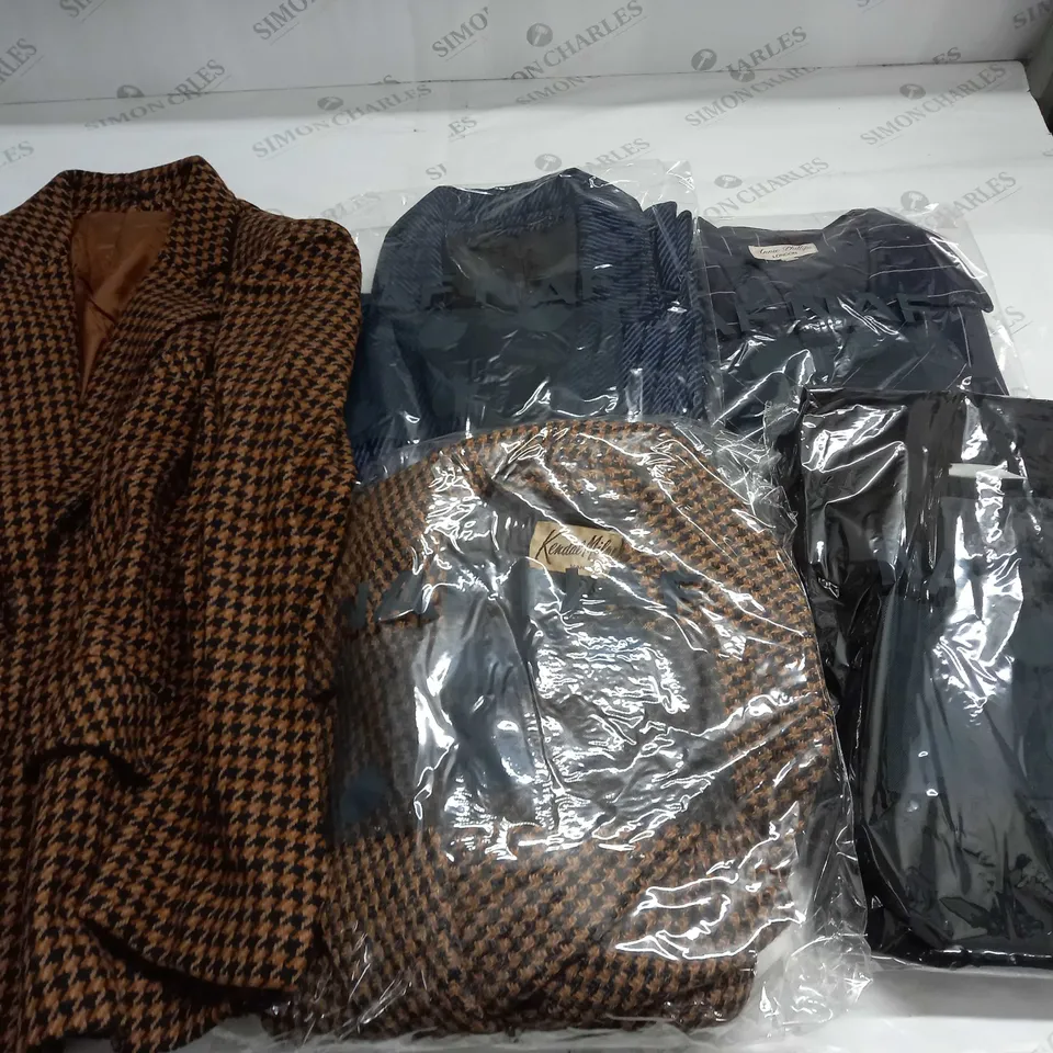 LOT OF 5 ASSORTED CLOTHING ITEMS - VARIOUS SIZES