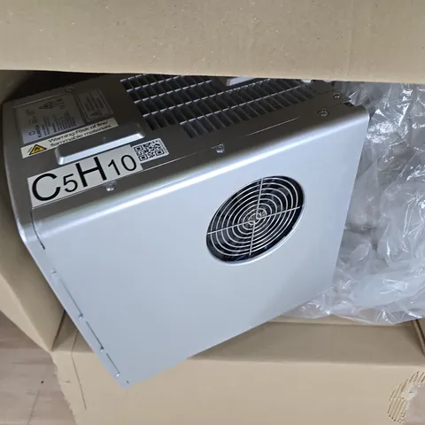 KLARSTEIN ICE MAKER WITH WATER DISPENSER 