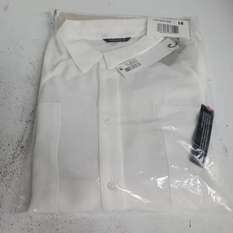 BAGGED ROMAN BOXY SHORT SLEEVE BLOUSE IN WHITE - SIZE 18