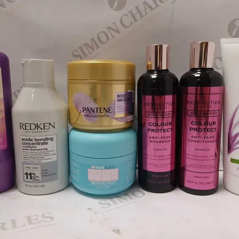 LOT OF APPROX 7 ASSORTED HAIRCARE PRODUCTS TO INCLUDE REDKEN ACIDIC BONDING CONCENTRATE CONDITIONER, HAIR BURST HAIR MASK, REVOLUTION COLOUR PROTECT ANTI-FADE SHAMPOO, ETC 