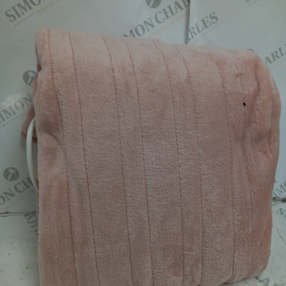 COZEE HOME VELVETSOFT HEATED THROW IN PINK