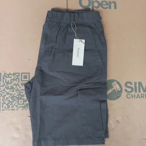 HOWIES SHORTS IN DARK SHADOW SIZE LARGE