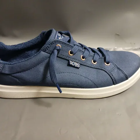 BOB'S FROM SKECHERS LACE UP PUMPS BLUE SIZE 6