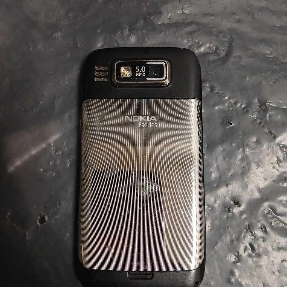 NOKIA E72 SMARTPHONE – BLACK, QWERTY KEYBOARD, 5MP CAMERA