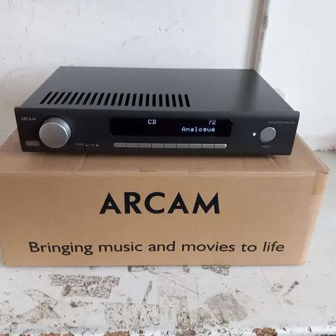 ARCAM SA10 INTEGRATED AMPLIFIER WITH DIGITAL INPUTS & PHONO STAGE
