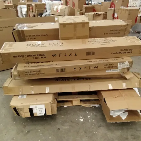 PALLET OF ASSORTED INCOMPLETE DUSK BEDS AND FURNITURE PARTS AND PIECES 