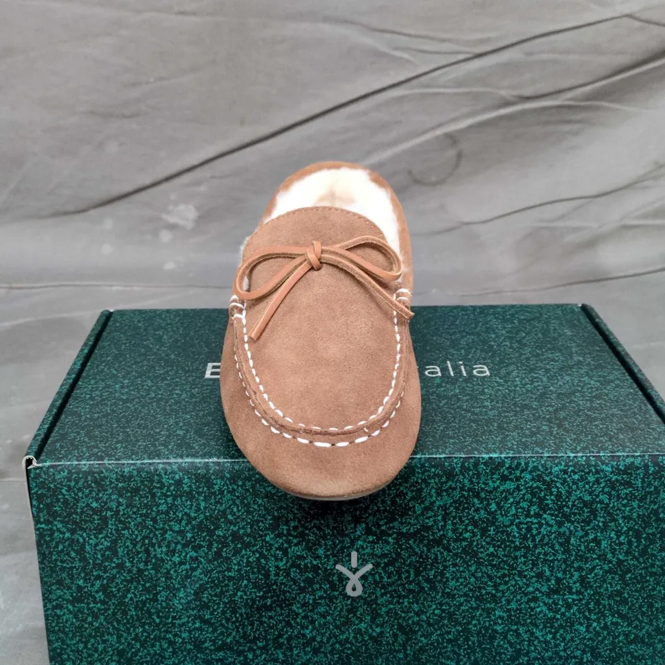 EMU AUSTRALIA SANDRINE SLIPPER – CHESTNUT - W10/M9