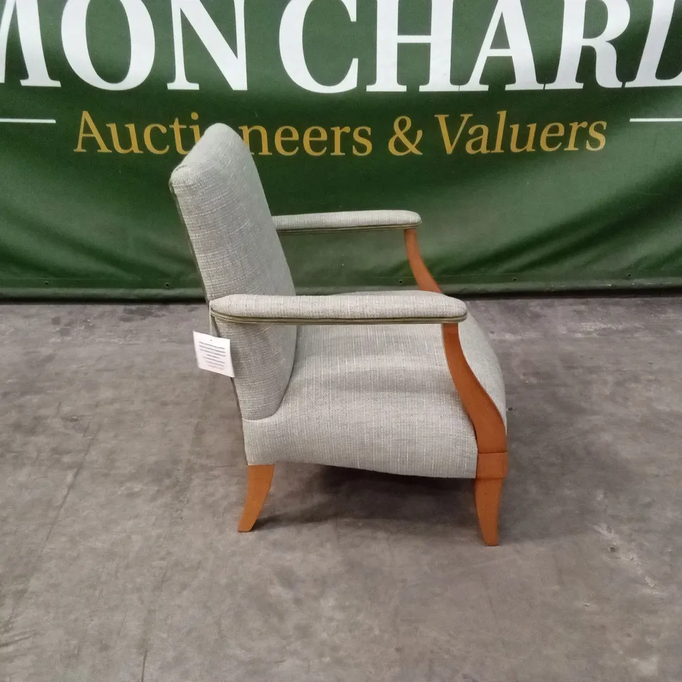 QUALITY HIGH-END DESIGNER FABRIC ACCENT CHAIR