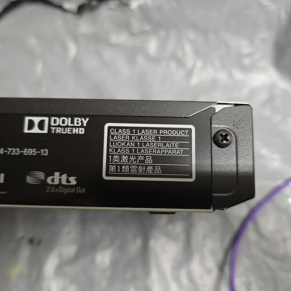 SONY BLU-RAY DISC/DVD PLAYER BDP-S6700 WITH REMOTE