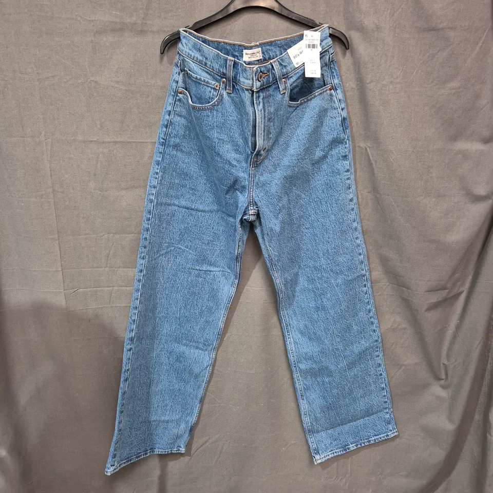 ABERCROMBIE & FITCH HIGH RISE 90S RELAXED JEANS – UK 30