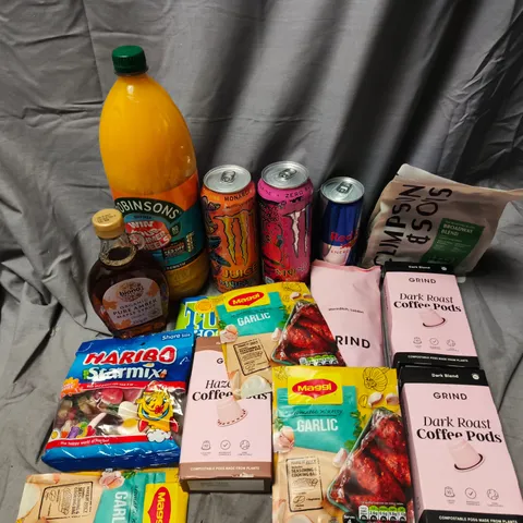 APPROXIMATELY 15 ASSORTED FOOD & DRINK ITEMS TO INCLUDE RED BULL, GRIND DARK ROAST COFFEE PODS, CLIMPSON & SONS BROADWAY BLEND, ETC - COLLECTION ONLY