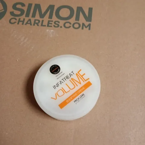 BOX OF APPROXIMATELY 25 ASSORTED COSMETICS ITEMS INCLUDING INFATREAT BODIFYING CREAM , INFATREAT SHAMPOO AND INFATREAT VOLUMISING SPRAY