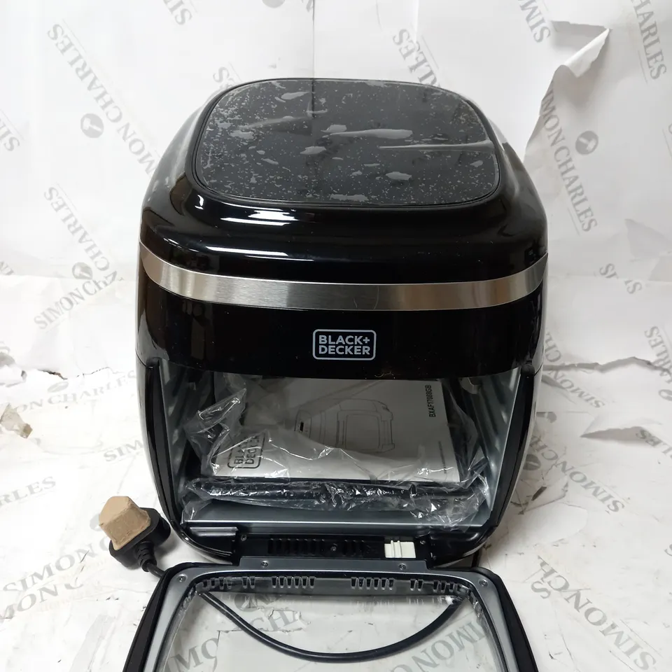 BLACK AND DECKER 11L DIGITAL AIR FRYER OVEN 