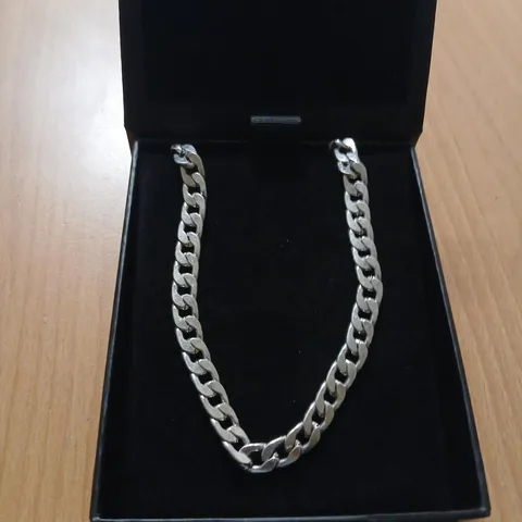 SILVER-TONE CURB CHAIN NECKLACE