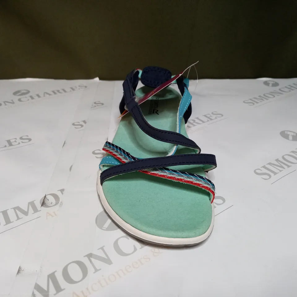 REGATTA LADY SANTA ROMA SANDALS SIZE 5