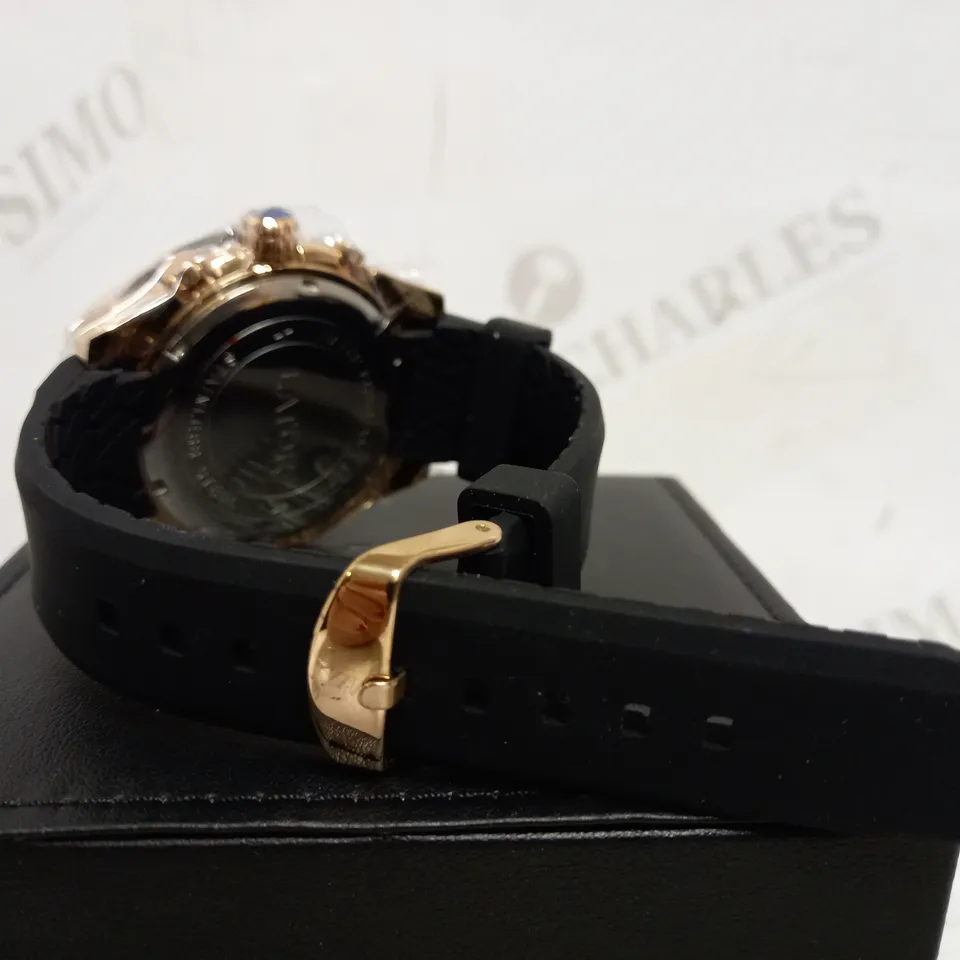 LATOR CALIBRE BLACK CHRONOGRAPH RUBBER STRAP WRISTWATCH RRP £550