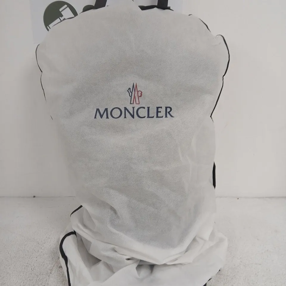 MONCLER DOWN PUFFER JACKET – BLACK