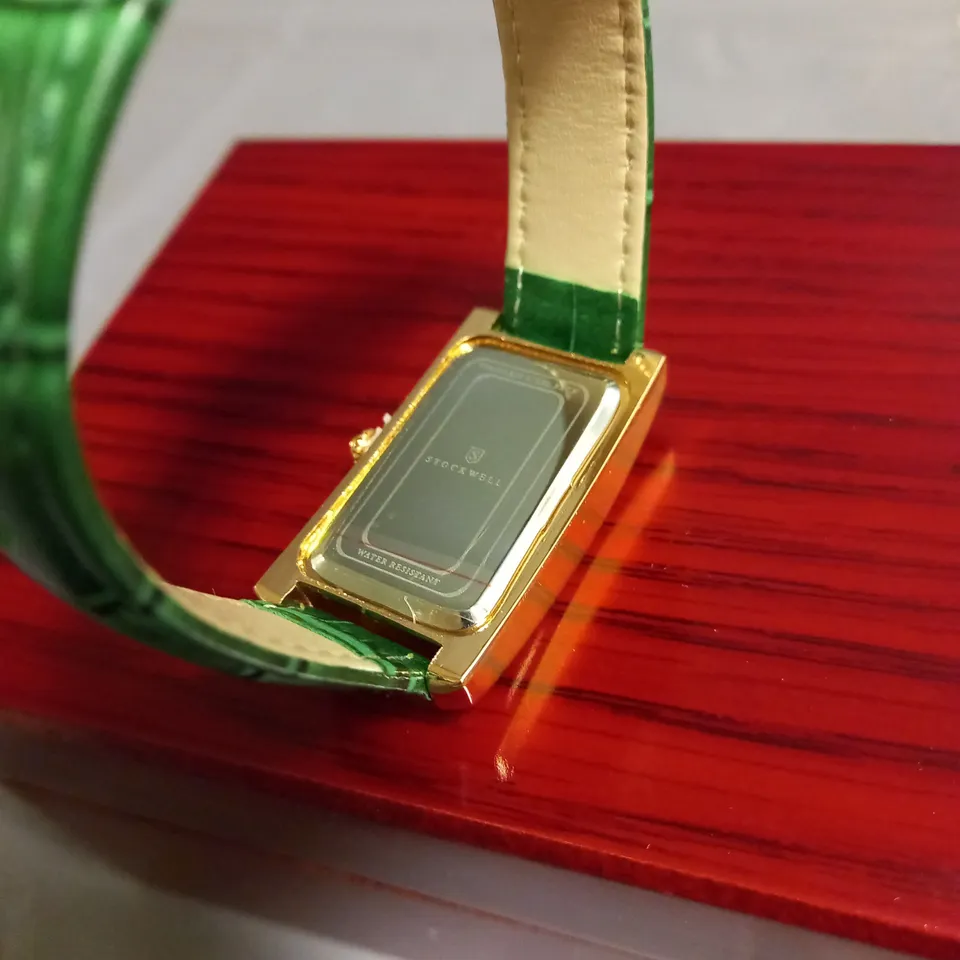 STOCKWELL TEXTURED DIAL WATCH WITH SUB DIAL MINUTE HAND IN GOLD/GREEN