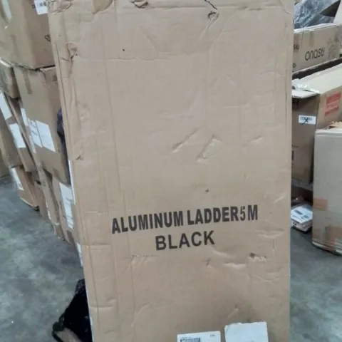 BOXED BLACK ALUMINIUM 5M LADDER 