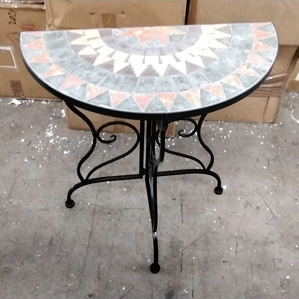 HALF TABLE PLANT STAND