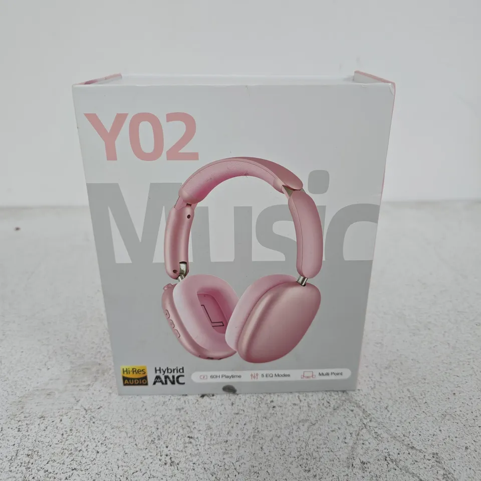 Y02 MUSIC PINK WIRELESS OVER-EAR HEADPHONES