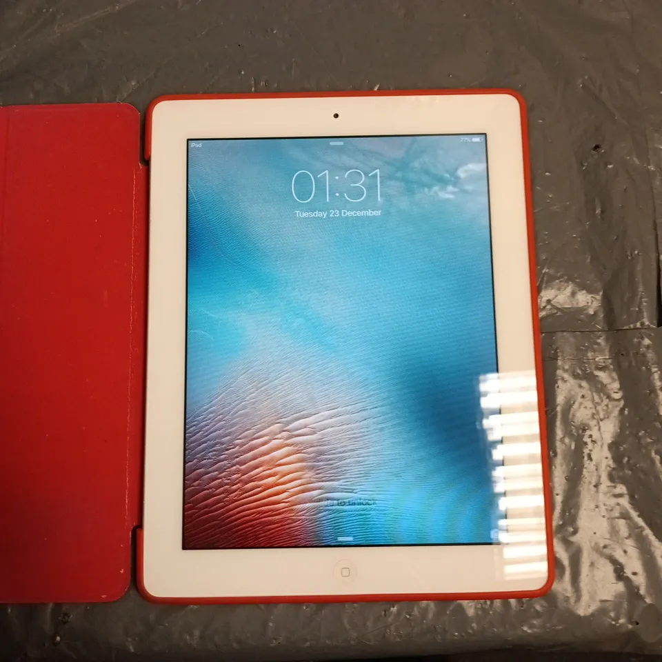 APPLE IPAD 2 TABLET IN RED PROTECTIVE CASE