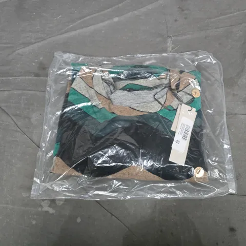 BAGGED ROMAN ZIG ZAG BUTTON DRESS IN GREEN MULTI - SIZE 20