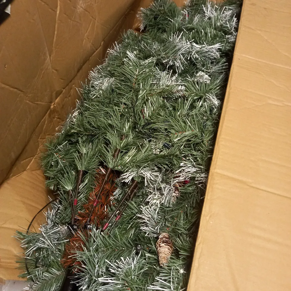 XMAS TREE PRELIT SCANDANAVIAN SPRUCE PINE CONE  COLLECTION ONLY 